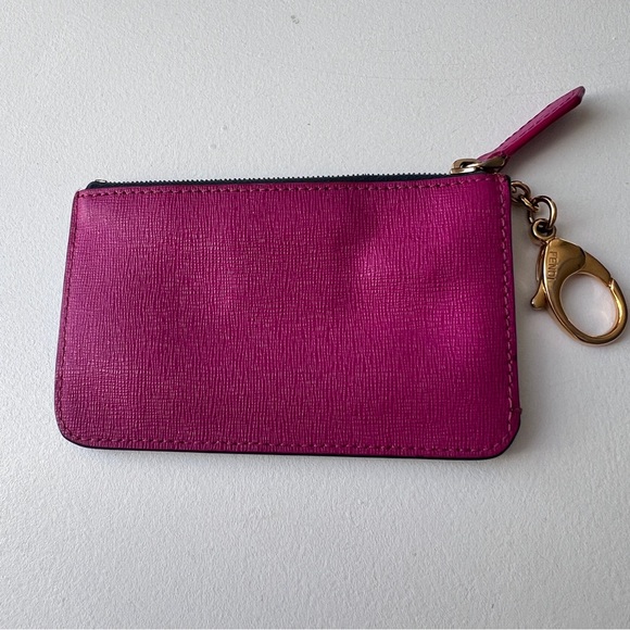 💯 Authentic FENDI Roma Coin Key Purse - Picture 4 of 13